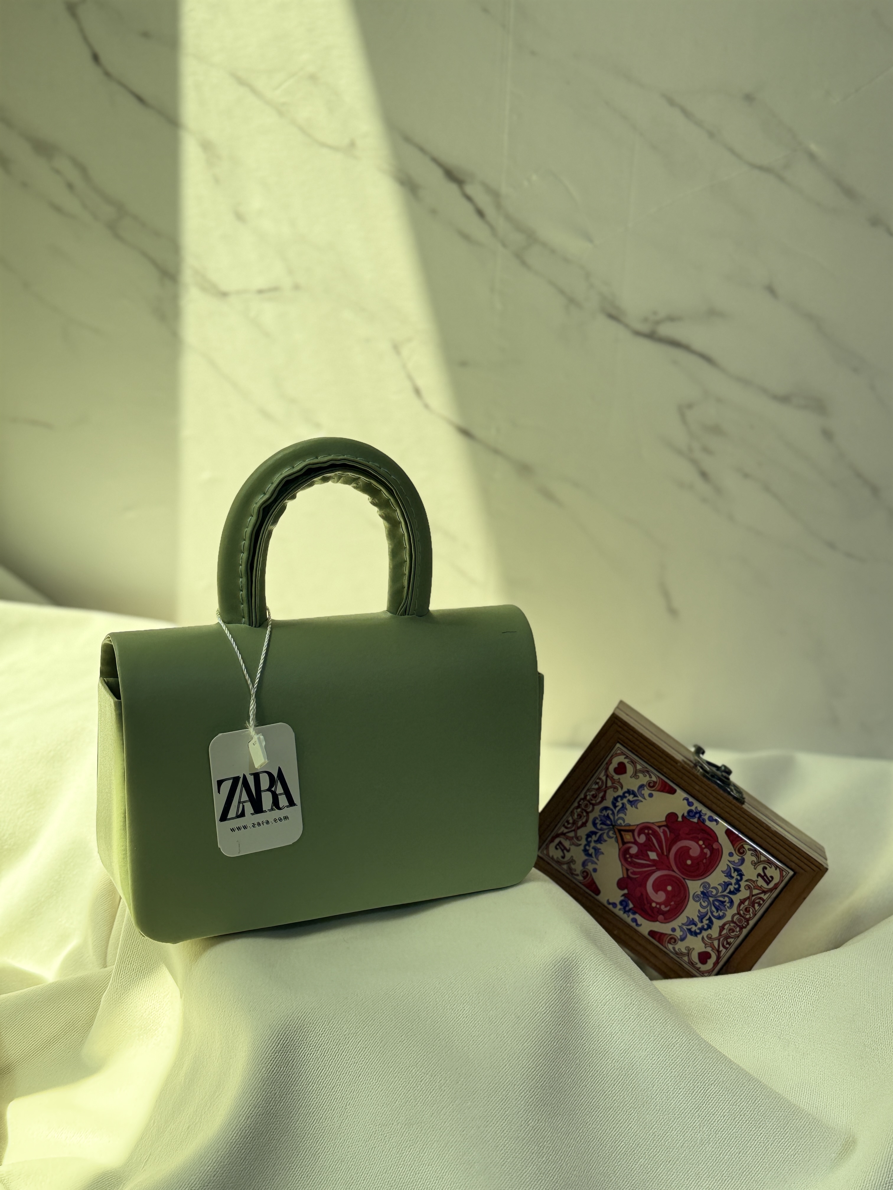 مینی بگ کتابی